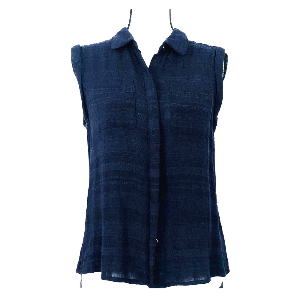 Splendid top, NWOT, in navy color